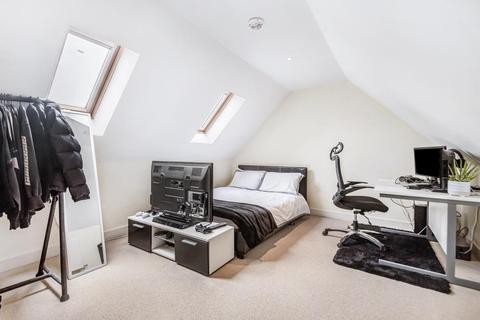 34a Beechcroft, Hampstead Norreys, Thatcham, RG18 0TG