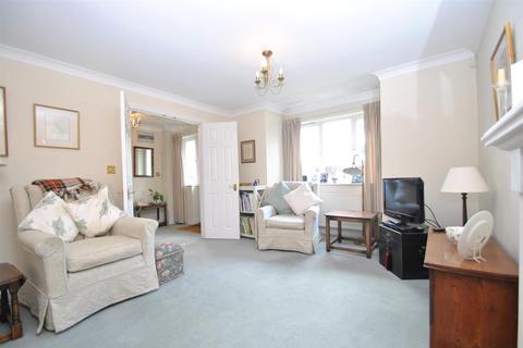 2 Rib Way, Buntingford, SG9 9NR