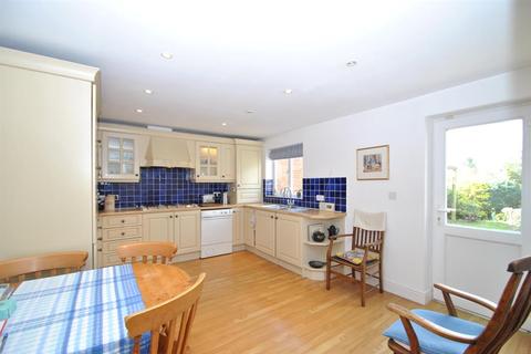 2 Rib Way, Buntingford, SG9 9NR