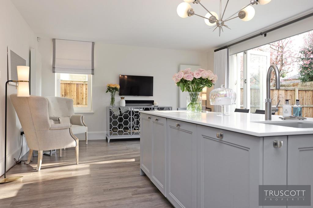 Family/Dining Room/Kitchen