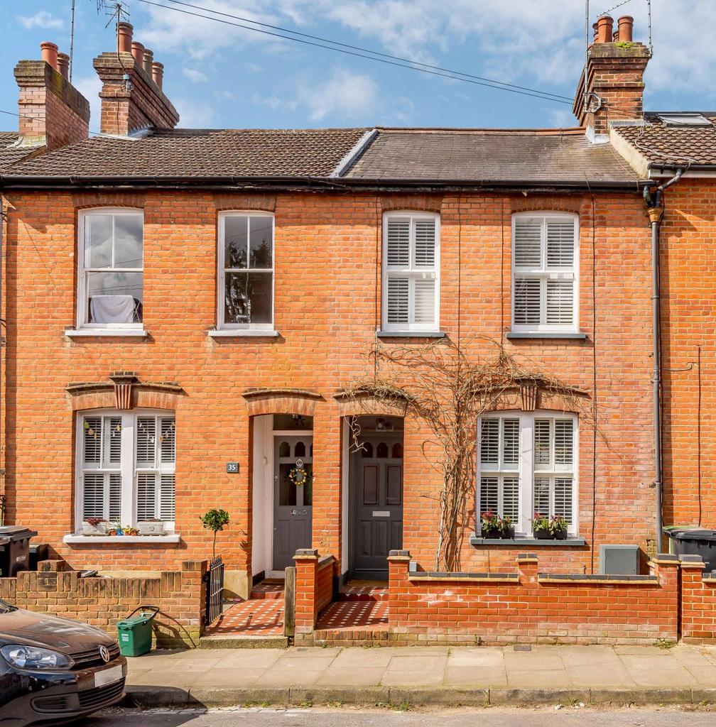 Ladysmith Road, St. Albans 3 bed terraced house £750,000