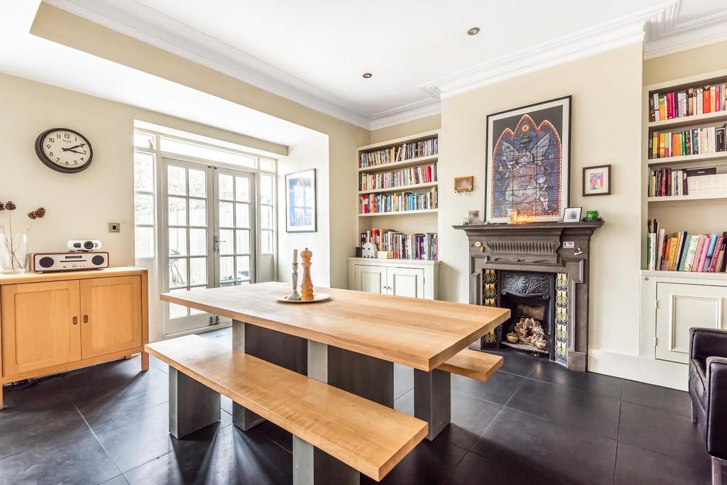 Freelands Road, Bromley 4 bed semidetached house £750,000