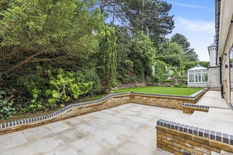 Pine Crest Lubbock Road, Chislehurst, BR7 5JG