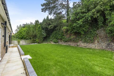 Pine Crest Lubbock Road, Chislehurst, BR7 5JG