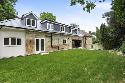 Pine Crest Lubbock Road, Chislehurst, BR7 5JG