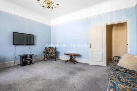 32a Inchmery Road, London, SE6 2NE
