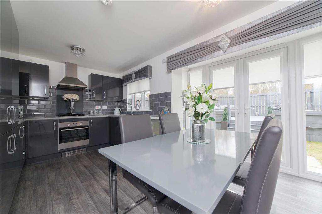Kitchen / Diner