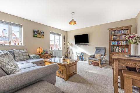 25 Burrows Crescent, Chipping Norton, OX7 5TZ