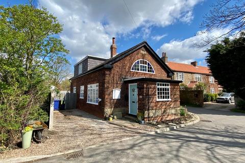 The Old Farm House Biggin Leeds Ls25 6hj 3 Bed Semi Detached House 360 000