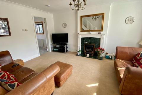 4 The Moorlands, Wetherby, LS22 6TA