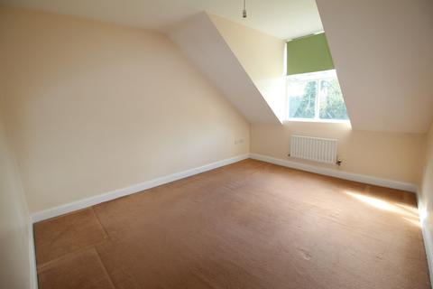 9 All Saints Crescent, Westbury, BA13 3BX