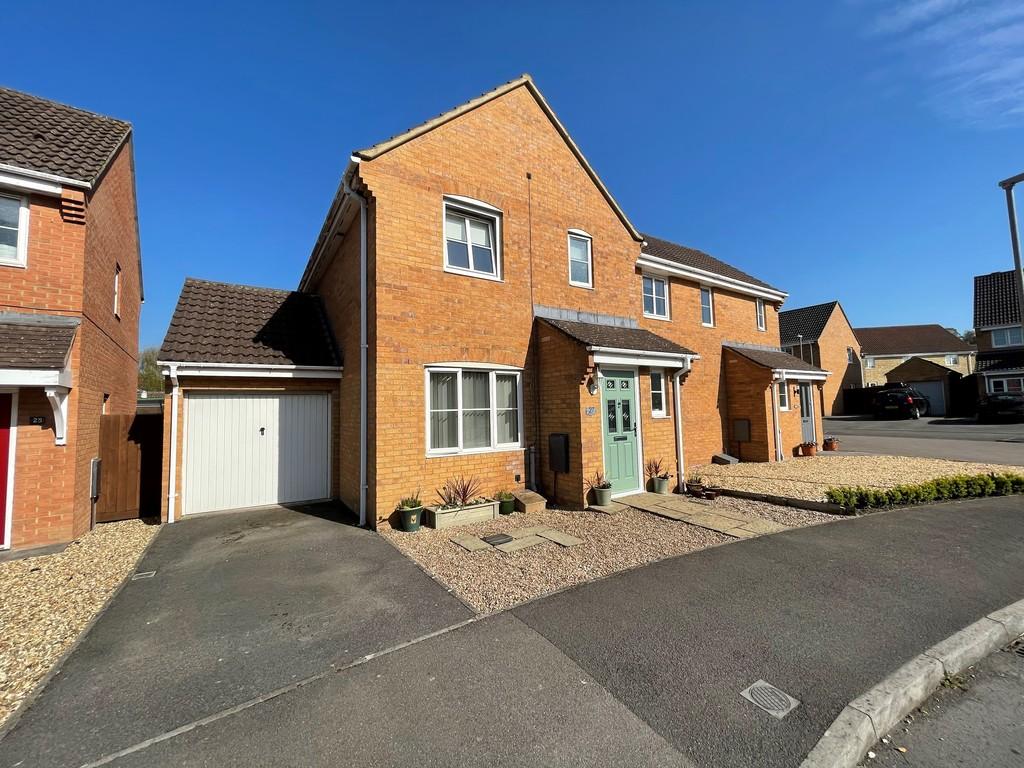 Dartmoor Road Westbury 3 Bed Semi Detached House £260 000