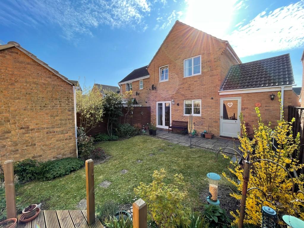 Dartmoor Road Westbury 3 Bed Semi Detached House £260 000