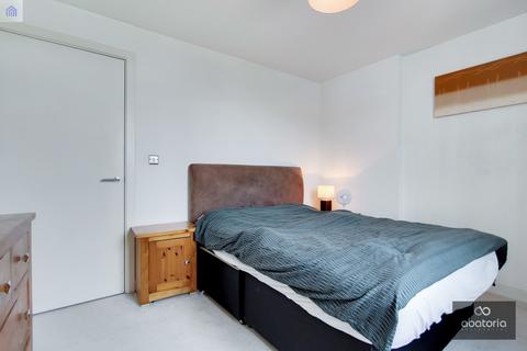 1 bedroom flat for sale, Eluna Apartments, 4 Wapping Lane, London, E1W