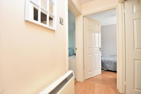 9 Amcotes Place, Chelmsford, CM2 9HZ