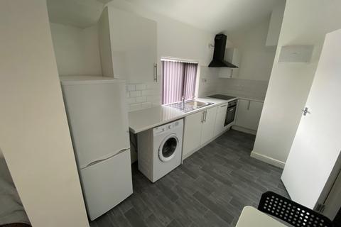 1 bedroom house to rent, 109 Chapeltown Road, Leeds LS7