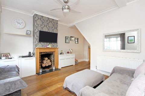 135 Swan Road, Feltham, TW13 6LT