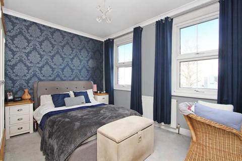 135 Swan Road, Feltham, TW13 6LT