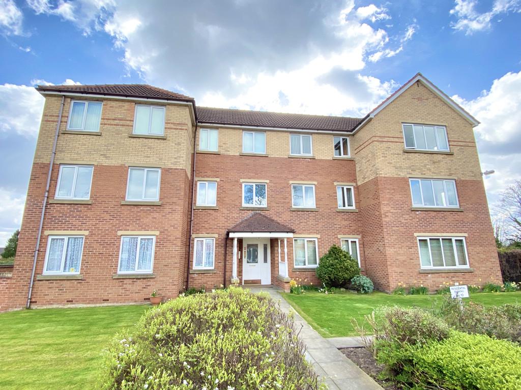 Fawcett Gardens, Driffield 2 bed flat £95,000