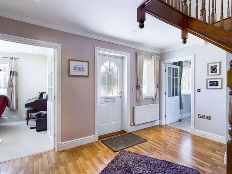 Coed y Cadno, Cwmgwili, Nr. Cross Hands, Llanelli 5 bed detached house