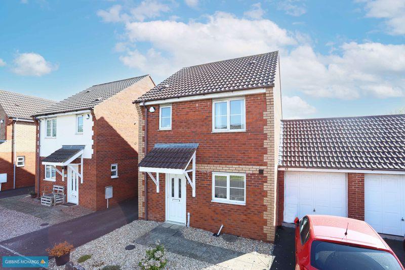 Clarks Road, Bridgwater 3 bed detached house £234,950