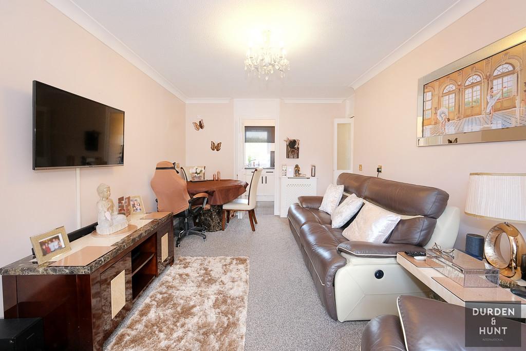 Abigail Court, Ongar, CM5 1 bed apartment £150,000
