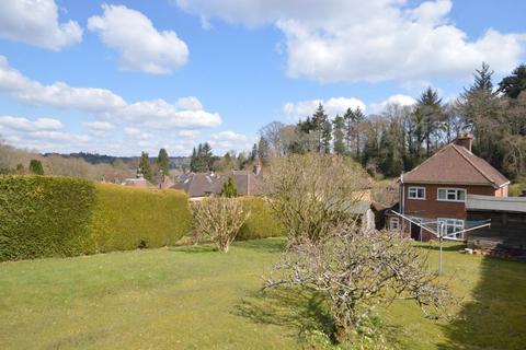 46 Marley Combe Road, Haslemere, GU27 3SW
