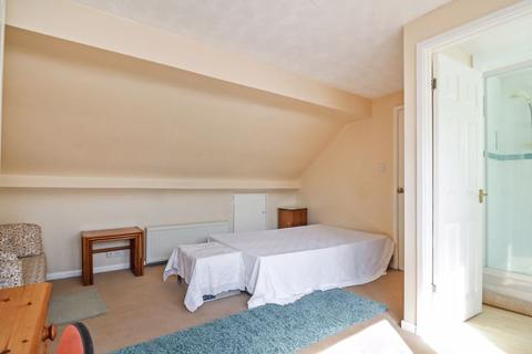 36 Talbot Avenue, Slough, SL3 8DE