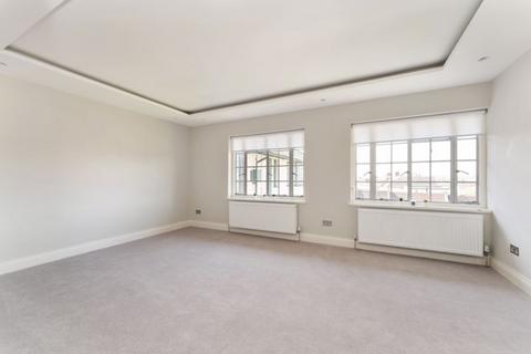 2 bedroom apartment for sale, The Pantiles, Finchley Road, Temple Fortune, NW11