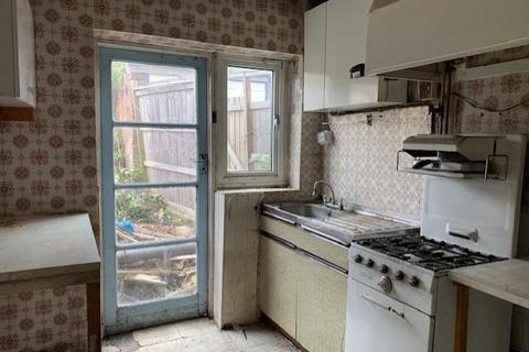 73 Rayford Drive, West Bromwich, B71 3QW