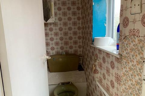 73 Rayford Drive, West Bromwich, B71 3QW