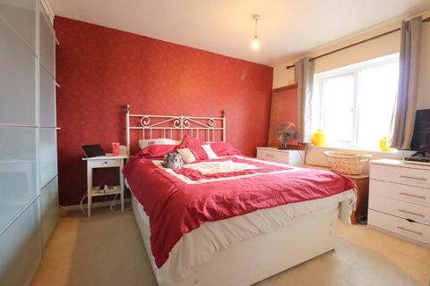 33 Linbridge Way, Luton, LU2 9TU
