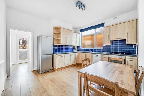 2 bedroom flat to rent, Darwin Road, Ealing, London, W5 4BA