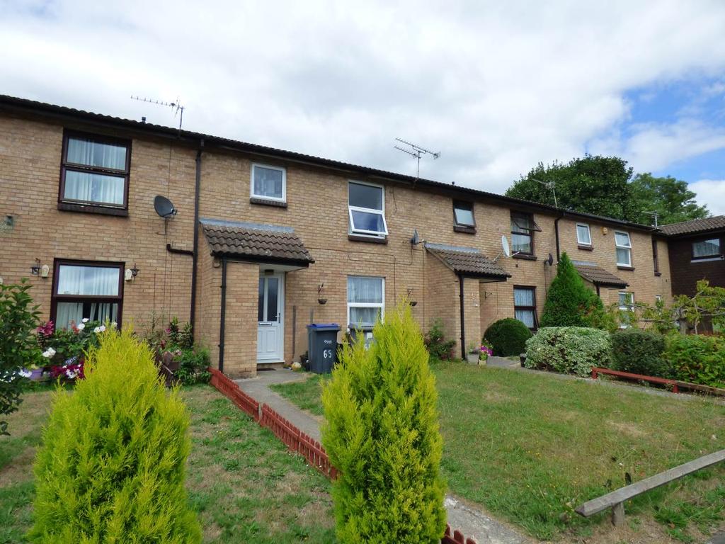 Masefield Road, Warminster, Wiltshire 3 bed house £995 pcm (£230 pw)