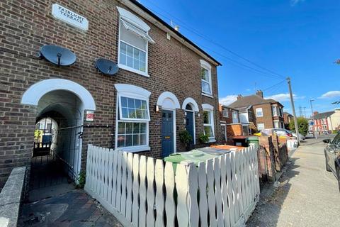 2 bedroom terraced house for sale, King Street, Dunstable
