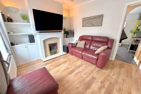 2 bedroom terraced house for sale, King Street, Dunstable