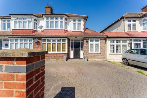 18 Henley Avenue, Sutton, SM3 9SG