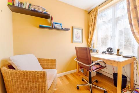18 Henley Avenue, Sutton, SM3 9SG