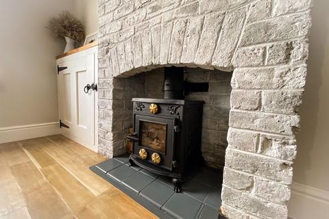 4 Dales Green, Rookery, Stoke-on-trent, ST7 4RJ