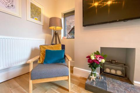 4 Dales Green, Rookery, Stoke-on-trent, ST7 4RJ