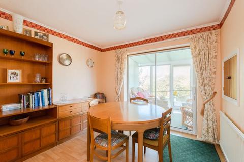 2 Cherwell Close, Abingdon, OX14 3TD