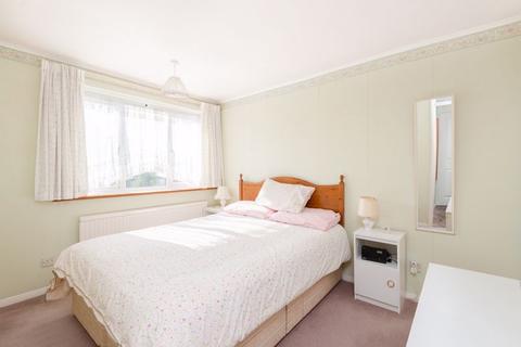 2 Cherwell Close, Abingdon, OX14 3TD