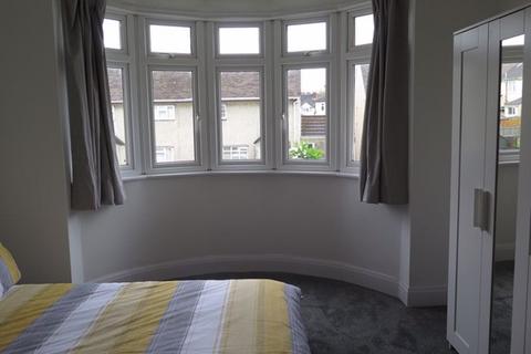 1 bedroom in a house share to rent, Large Double bedroom - The Mead, Filton.
