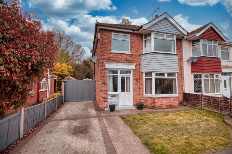 Marsden Drive, Scunthorpe 3 bed semidetached house £150,000