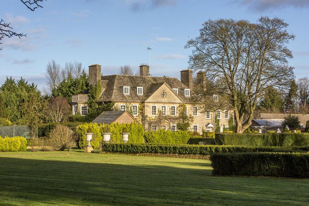 Fairford, Gloucestershire, GL7 12 bed detached house for sale £4,200,000