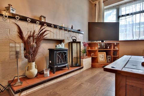 25 Brockhampton Close, Worcester, WR4 9XJ