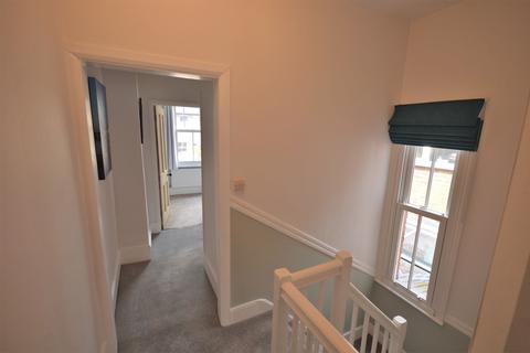 8 Manor Road, Chelmsford, CM2 0ER