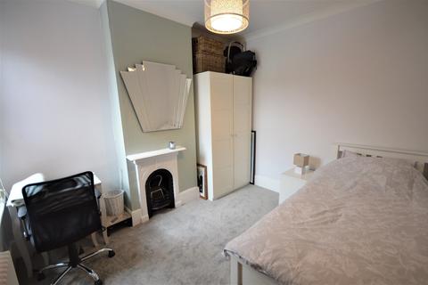 8 Manor Road, Chelmsford, CM2 0ER