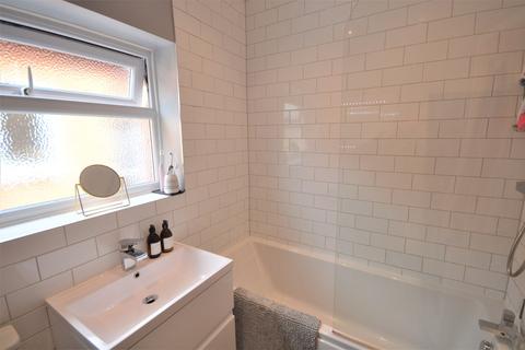 8 Manor Road, Chelmsford, CM2 0ER