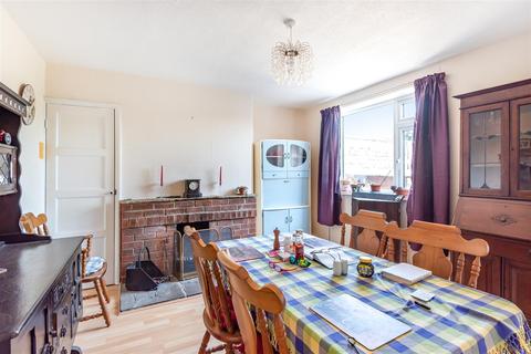 5 Cawthorne Lane, Wrelton, Pickering, YO18 8PQ